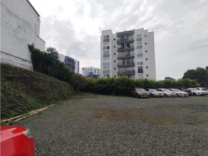 Lote en venta en Avenida 30 De Agosto, Pereira, 1026 m² · foto 15 de 16