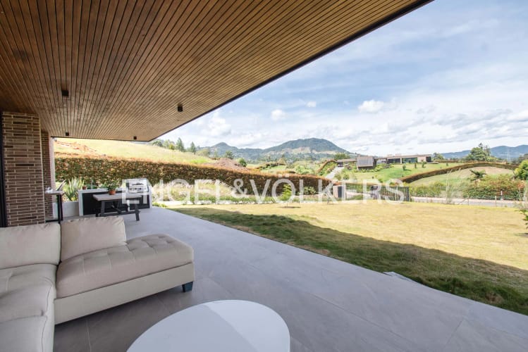 Casa de 3 alcobas en venta en San Miguel, La Ceja, 374 m² · foto 5 de 22
