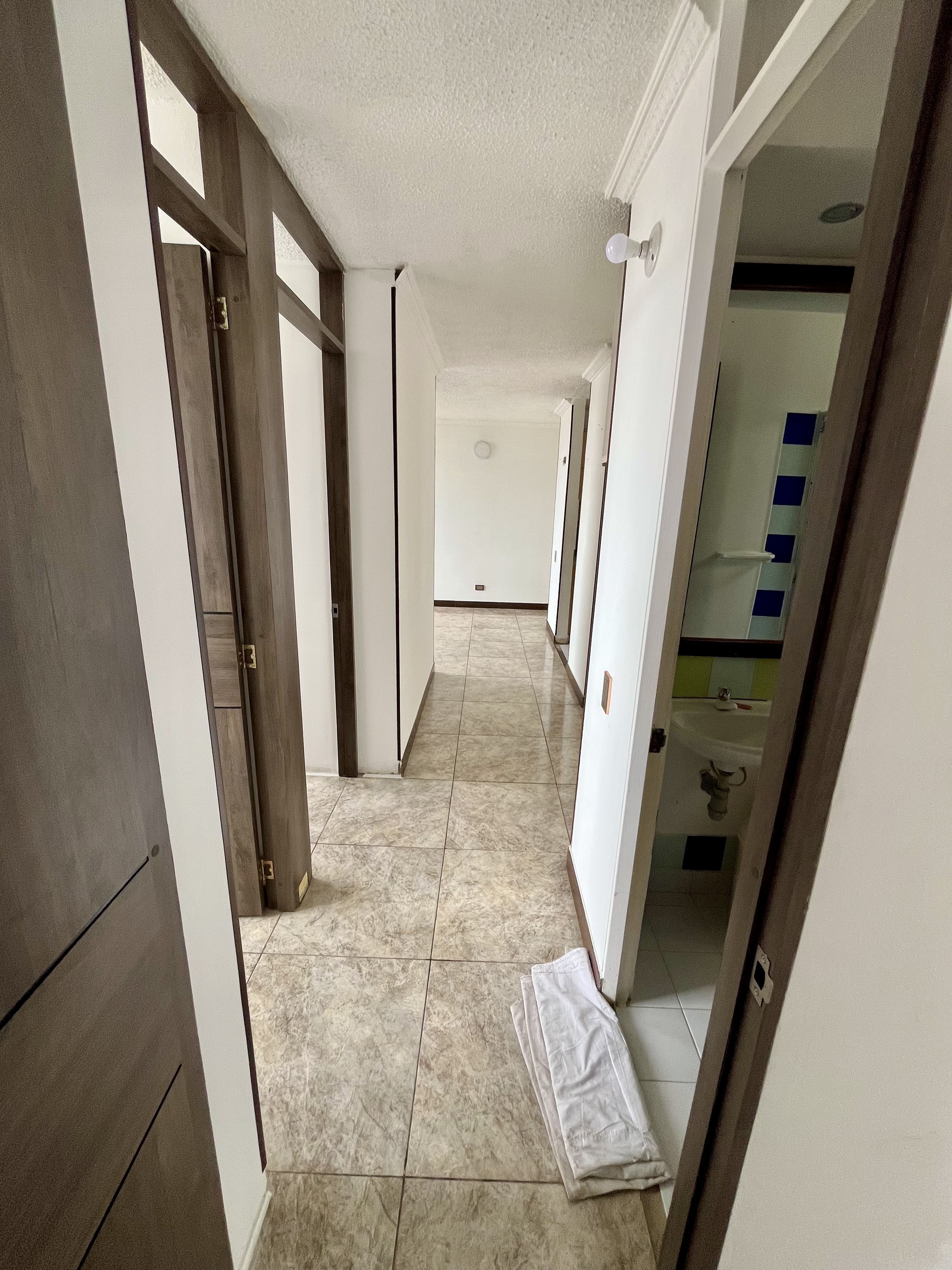 Apartamento en venta en Castilla, Bogotá · foto 6 de 11