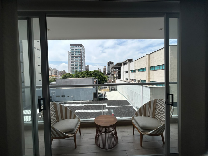 Apartamento de 2 alcobas en venta en Altos Del Prado, Barranquilla, 103 m² · foto 4 de 10