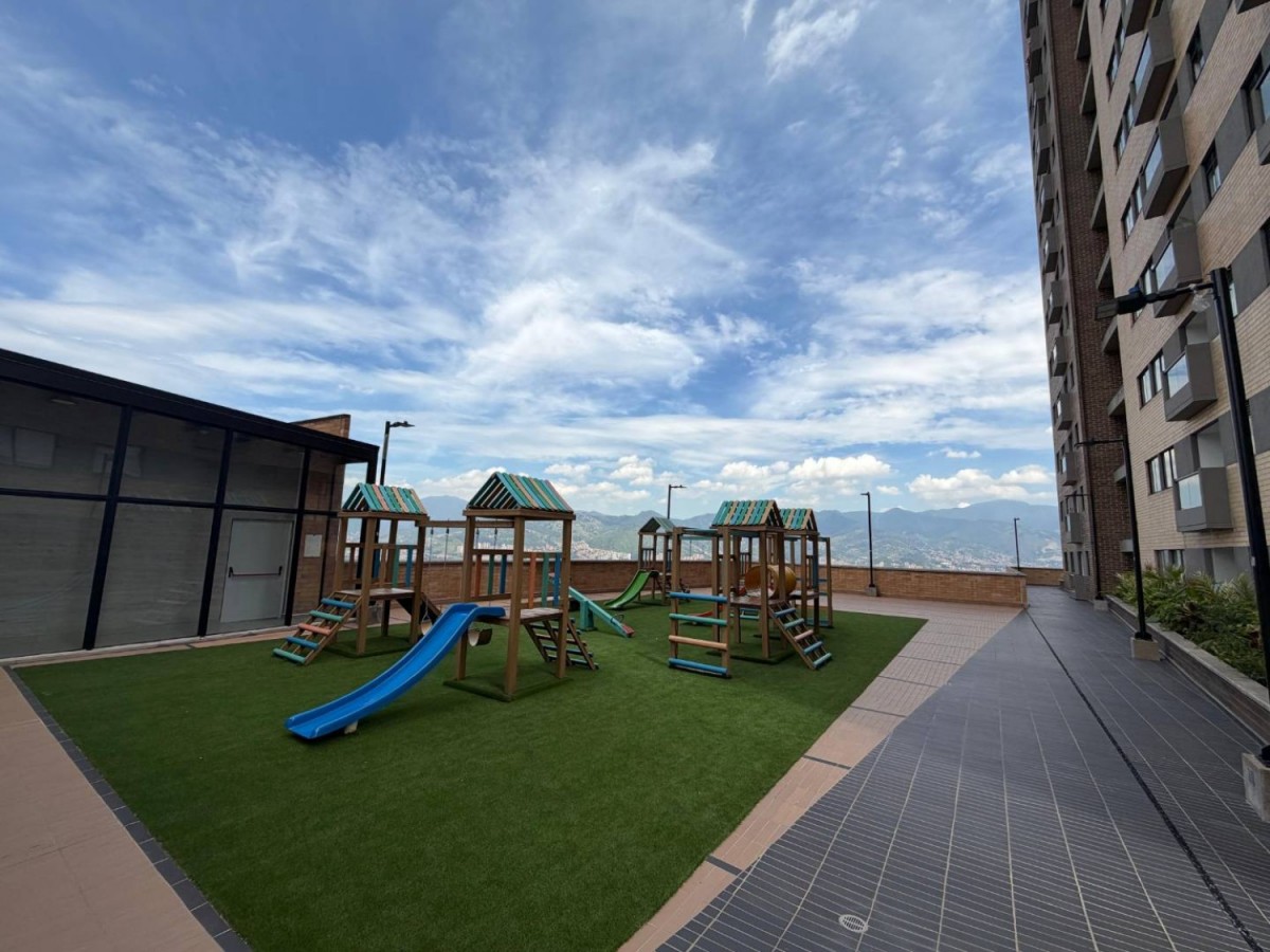 Apartamento en arriendo en Las Palmas, Medellín · foto 23 de 24