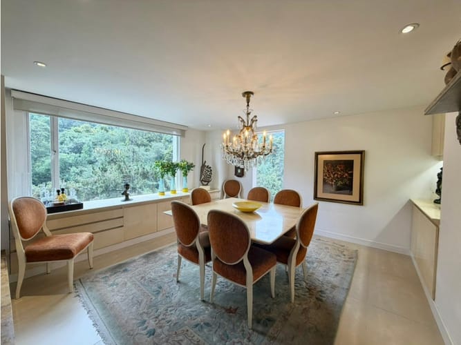 Apartamento de 3 alcobas en venta en Chico Norte, Bogotá, 200 m² · foto 11 de 24