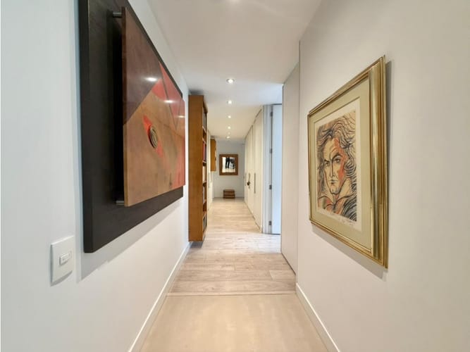 Apartamento de 3 alcobas en venta en Chico Norte, Bogotá, 200 m² · foto 16 de 24