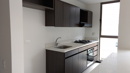 Apartamento en arriendo en Vía Las Palmas, Medellín · foto 3 de 12