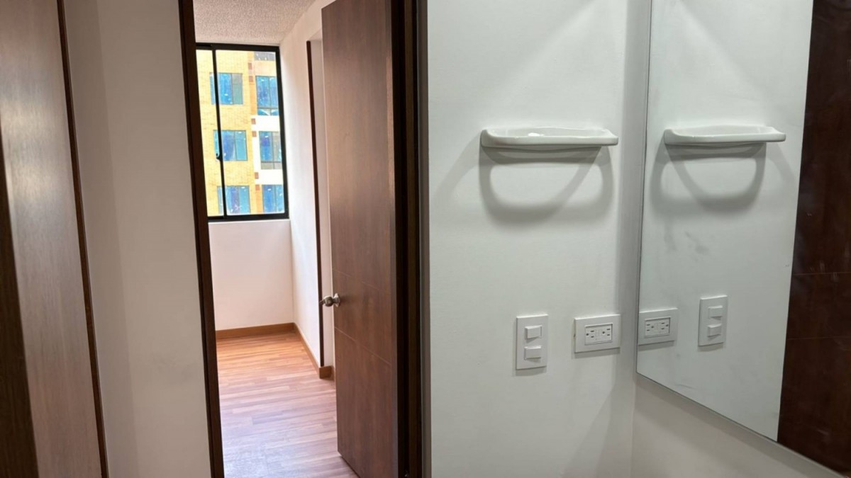 Apartamento en venta en Ciudad Salitre, Bogotá · foto 17 de 24