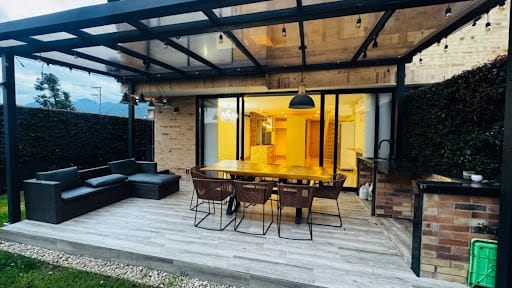 Casa de 3 alcobas en venta en Fonquetá, Chía, 148 m² · foto 2 de 23