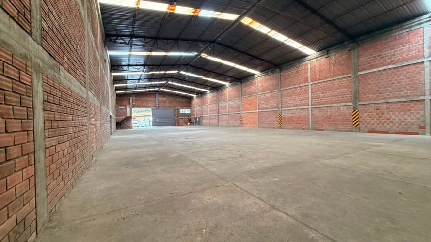 Bodega en arriendo en Cervantes, Manizales, 1000 m² · foto 12 de 12