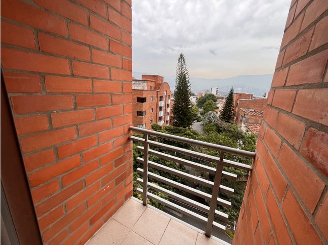 Apartamento en venta en La Almeria, Medellín · foto 10 de 24
