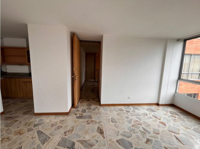 Apartamento en venta en La Almeria, Medellín · foto 22 de 24