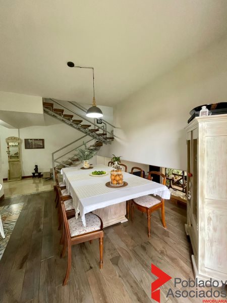 Casa en arriendo en El Poblado, Medellín · foto 2 de 24