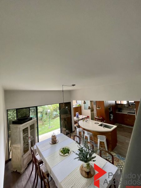 Casa en arriendo en El Poblado, Medellín · foto 3 de 24