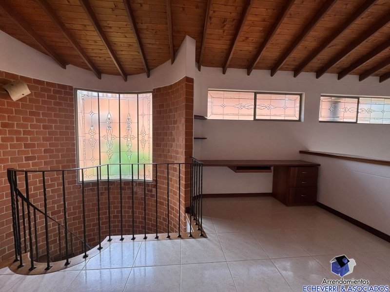 Casa en venta en Zona Centro, Envigado · foto 10 de 17