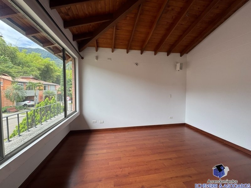 Casa en venta en Zona Centro, Envigado · foto 12 de 17