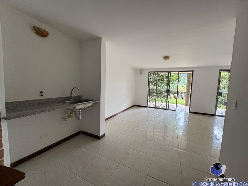 Casa en venta en Zona Centro, Envigado · foto 15 de 17