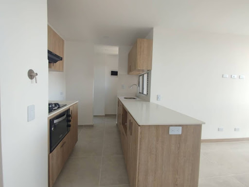 Apartamento en arriendo en Los Colegios, Rionegro · foto 2 de 14