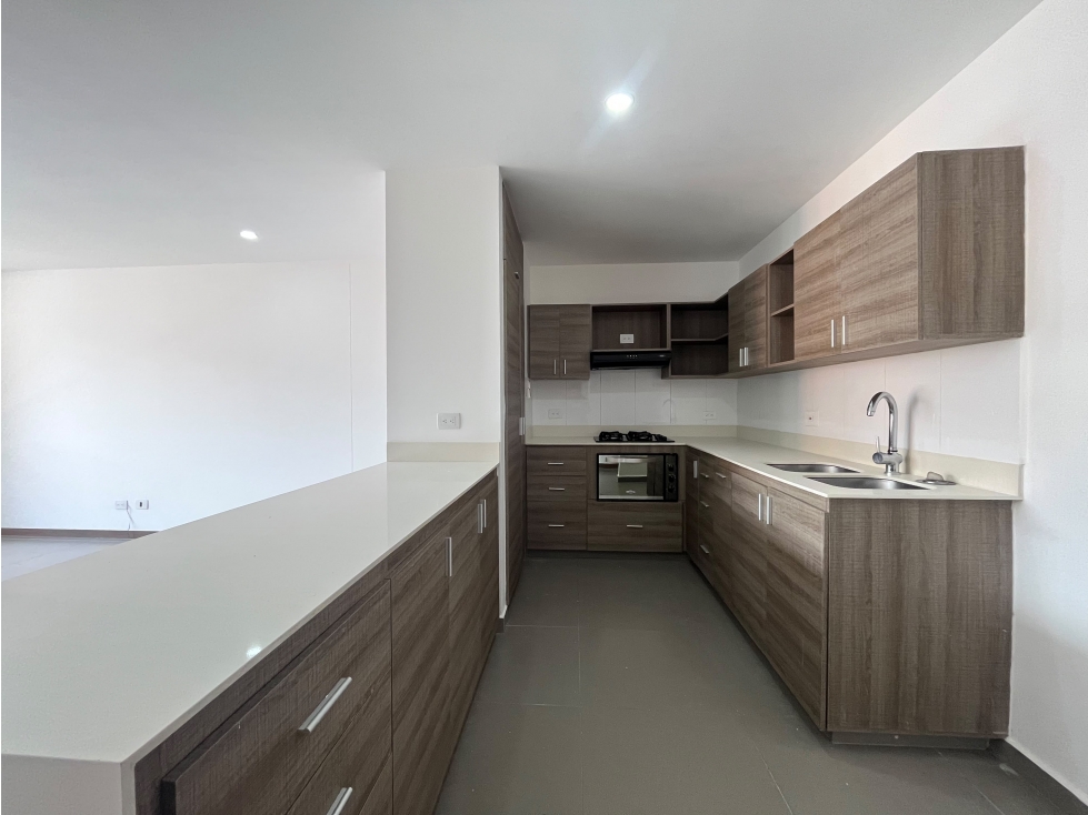 Apartamento en Arriendo en Loma del Escobero, Envigado en Envigado, de Escala Inmobiliaria