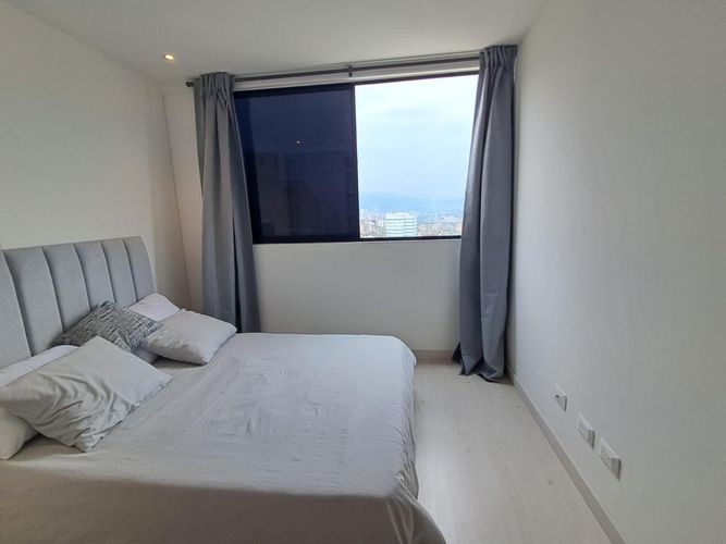 Apartamento de 3 alcobas en arriendo en Castropol, Medellín, 90 m² · foto 10 de 24