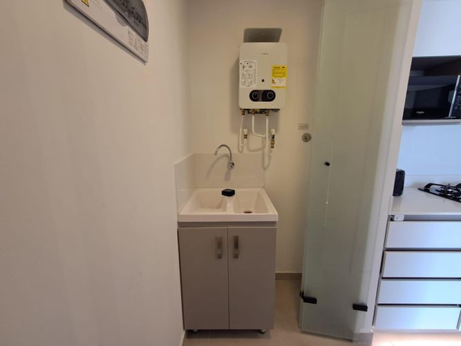 Apartamento de 3 alcobas en arriendo en Castropol, Medellín, 90 m² · foto 23 de 24