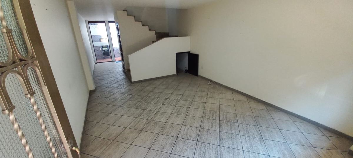Casa en venta en Engativá, Bogotá · foto 3 de 22