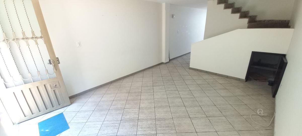 Casa en venta en Engativá, Bogotá · foto 4 de 22