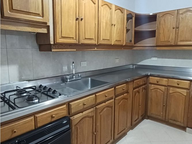 Apartamento de 3 alcobas en venta en San Joaquin, Sabaneta, 84 m² · foto 3 de 17