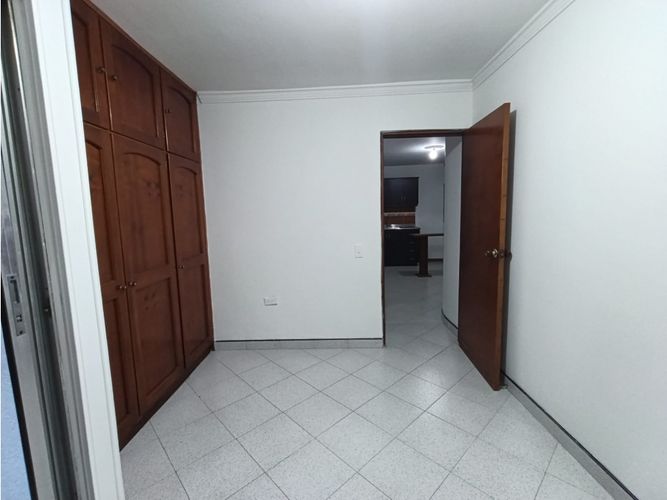 Apartamento de 3 alcobas en venta en San Joaquin, Sabaneta, 84 m² · foto 8 de 17
