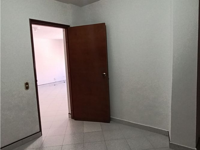 Apartamento de 3 alcobas en venta en San Joaquin, Sabaneta, 84 m² · foto 9 de 17