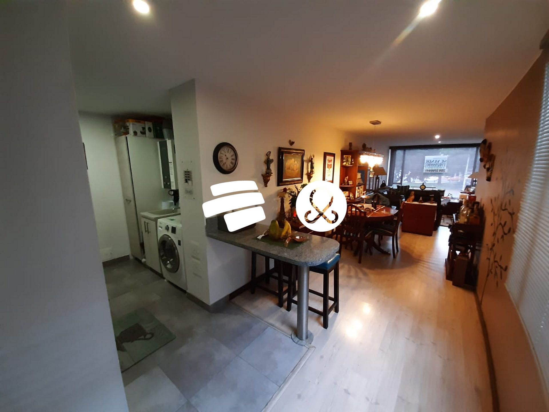 Apartamento en venta en Quinta Paredes, Bogotá · foto 2 de 24