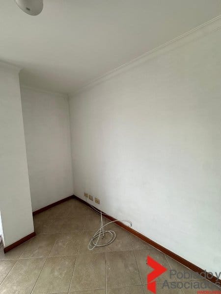 Apartamento de 3 alcobas en arriendo en Patio Bonito, Medellín, 78 m² · foto 4 de 15