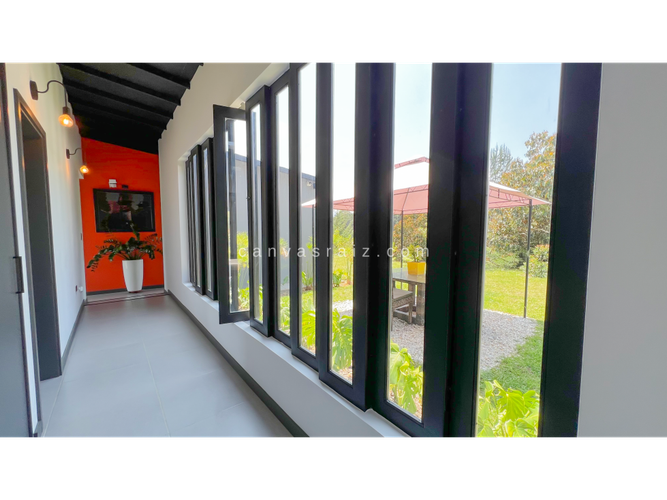 Finca en venta en Cabeceras De Llanogrande, La Ceja, 275 m² · foto 9 de 16
