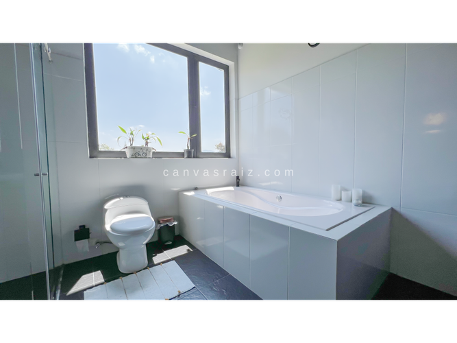Finca en venta en Cabeceras De Llanogrande, La Ceja, 275 m² · foto 11 de 16