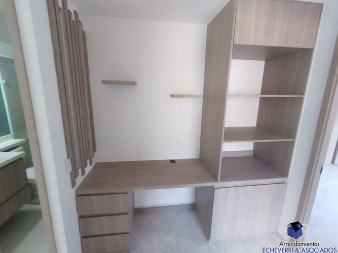 Apartamento de 3 alcobas en venta en Centro, Itagüí, 55 m² · foto 8 de 13