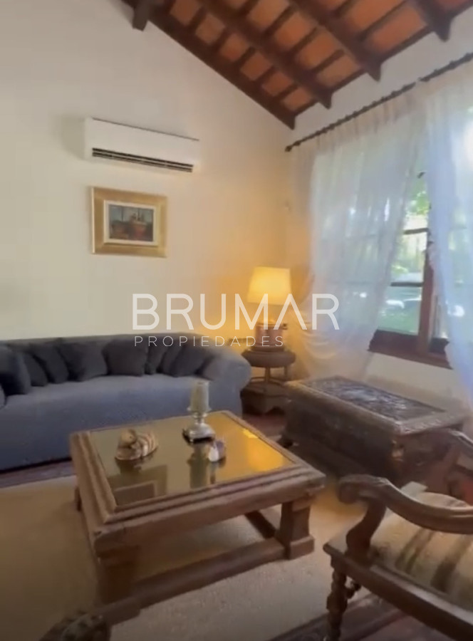 Casa en Alquiler · Foto 2