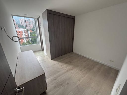 Apartamento de 2 alcobas en arriendo en Cumbres, Envigado, 89 m² · foto 8 de 18