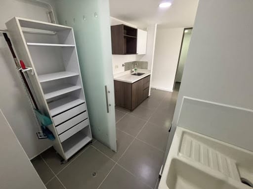 Apartamento de 2 alcobas en arriendo en Cumbres, Envigado, 89 m² · foto 12 de 18