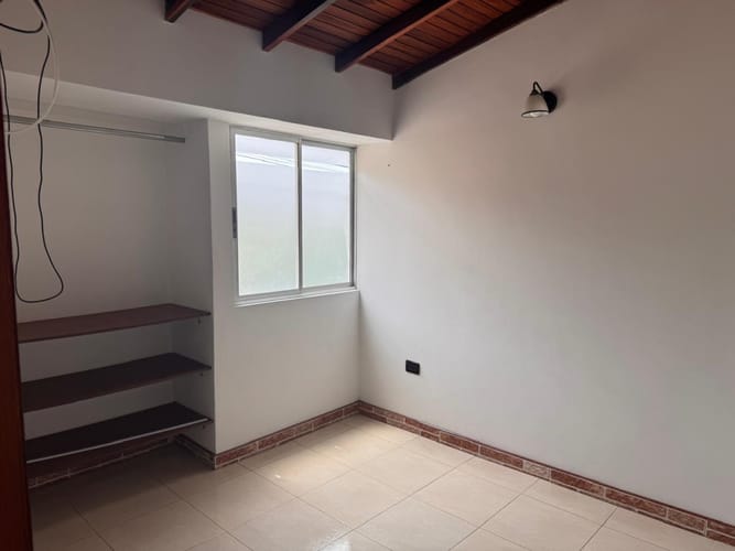 Casa de 3 alcobas en venta en Lomitas, Villa del Rosario, 57 m² · foto 16 de 20