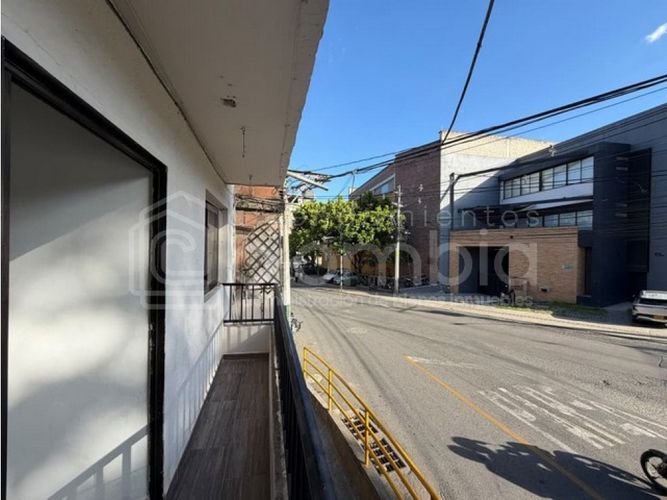Casa de 6 alcobas en venta en Viviendas Del Sur, Itagüí, 145 m² · foto 2 de 21