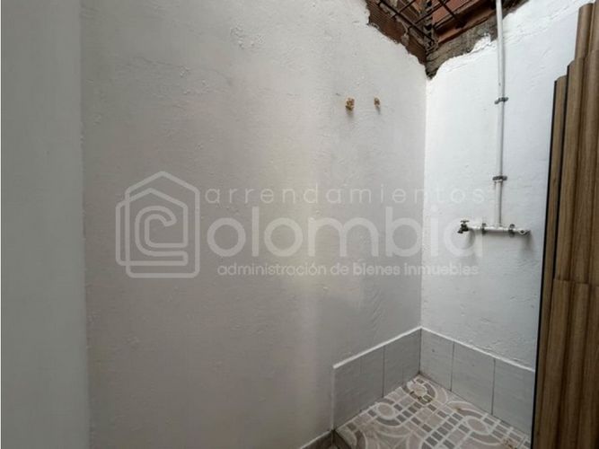 Casa de 6 alcobas en venta en Viviendas Del Sur, Itagüí, 145 m² · foto 10 de 21