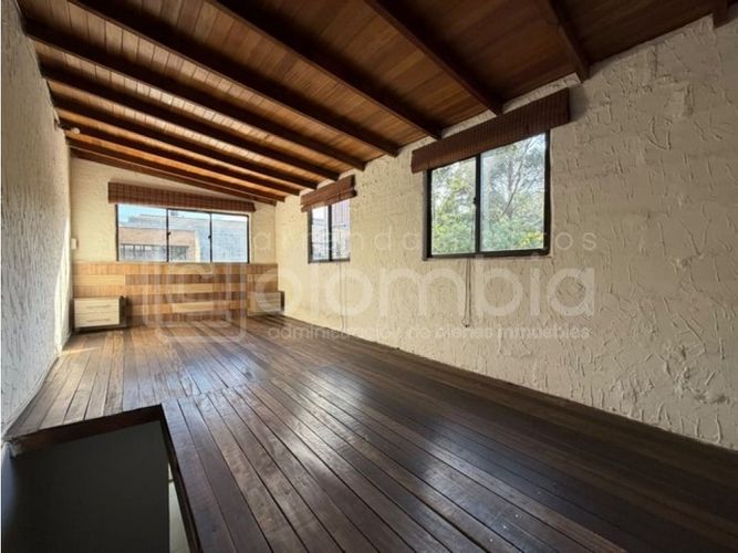 Casa de 6 alcobas en venta en Viviendas Del Sur, Itagüí, 145 m² · foto 18 de 21