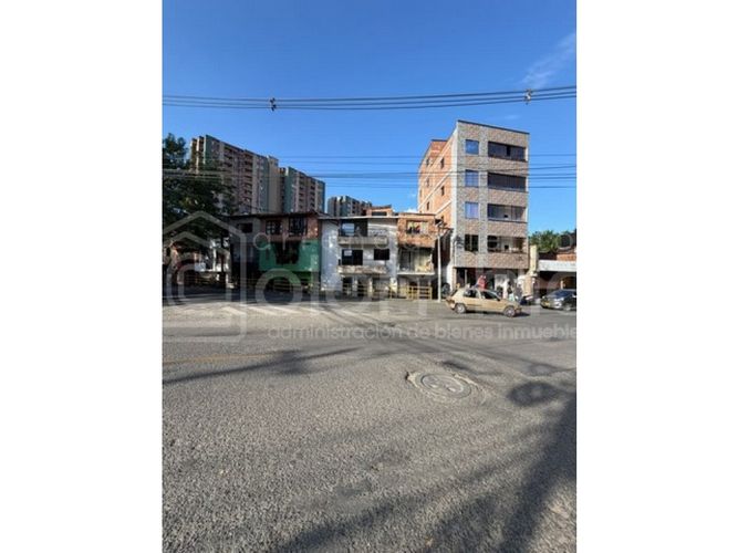 Casa de 6 alcobas en venta en Viviendas Del Sur, Itagüí, 145 m² · foto 20 de 21