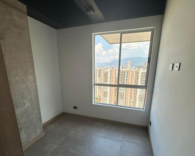 Apartamento de 3 alcobas en venta en Tres Esquinas, Sabaneta, 69 m² · foto 5 de 10