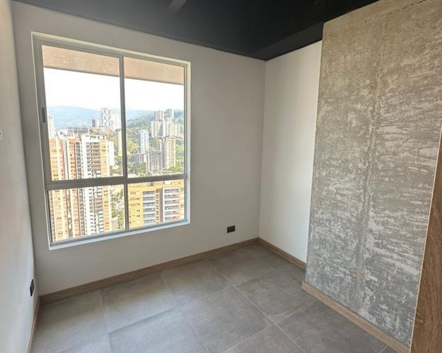 Apartamento de 3 alcobas en venta en Tres Esquinas, Sabaneta, 69 m² · foto 7 de 10