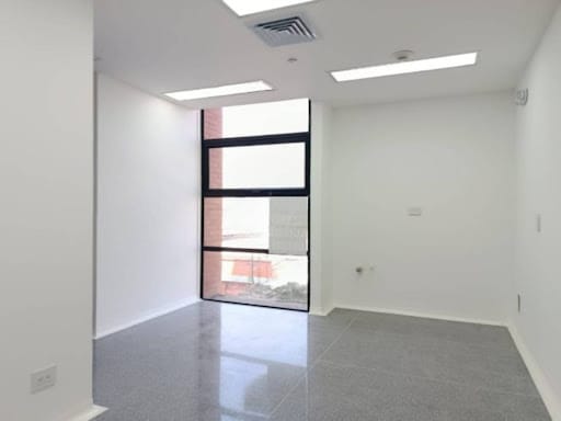 Consultorio en arriendo en San Diego, Medellín, 33 m² · foto 2 de 6