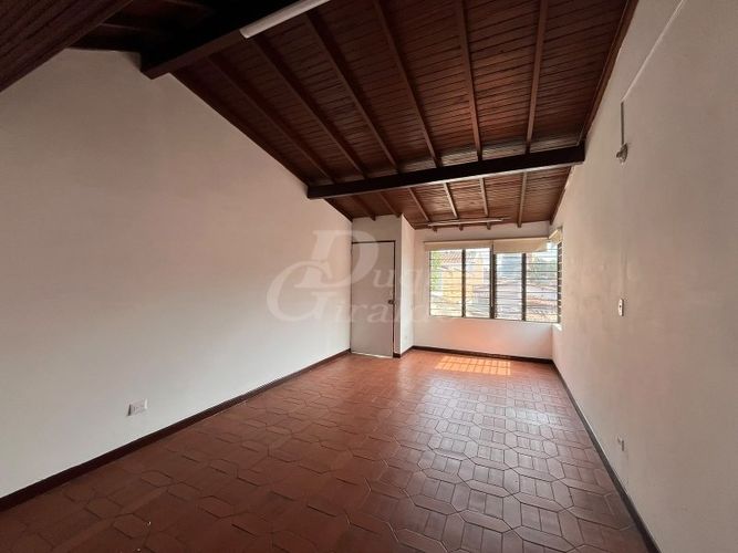 Casa de 7 alcobas en venta en Los Colores, Medellín, 450 m² · foto 10 de 24