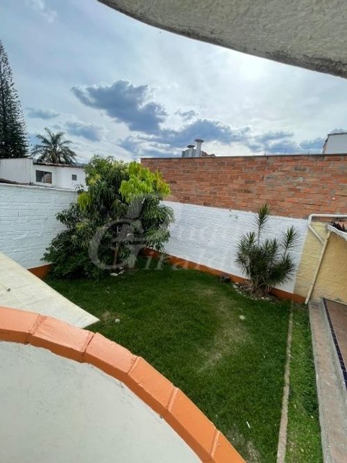 Casa de 7 alcobas en venta en Los Colores, Medellín, 450 m² · foto 24 de 24
