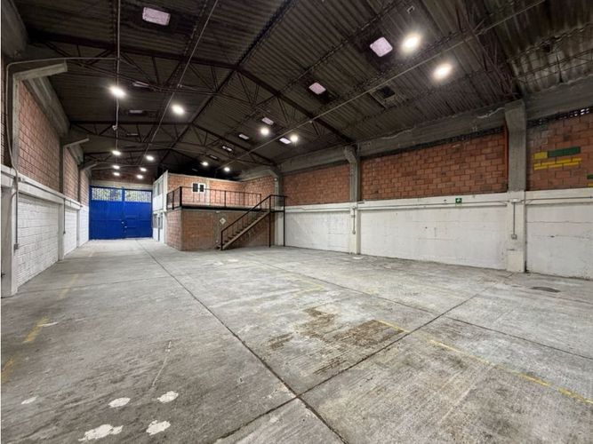 Bodega en arriendo en Malteria, Manizales, 500 m² · foto 4 de 24