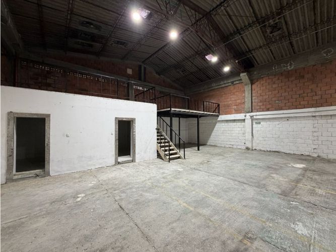 Bodega en arriendo en Malteria, Manizales, 500 m² · foto 8 de 24
