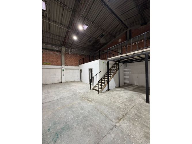 Bodega en arriendo en Malteria, Manizales, 500 m² · foto 10 de 24