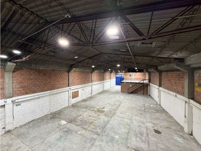 Bodega en arriendo en Malteria, Manizales, 500 m² · foto 14 de 24