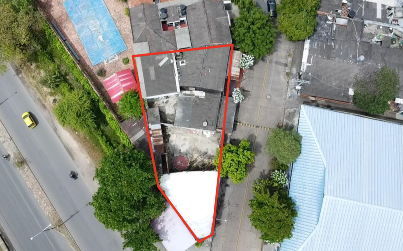 Casa de 9 alcobas en venta en Centenario, Girardot, 402 m² · foto 2 de 14